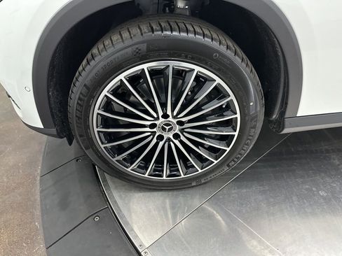 New 2026 Mercedes-Benz GLC 300 GLC 300 image 32