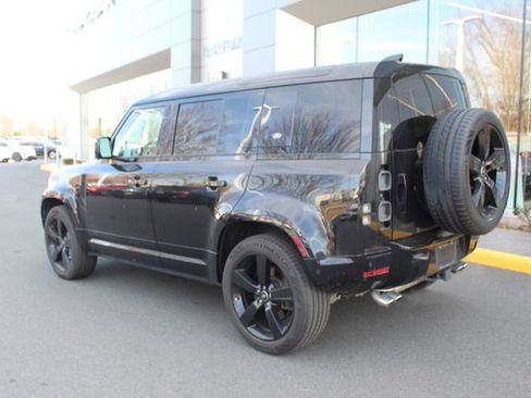 Used 2022 Land Rover Defender 110 V8 image 8