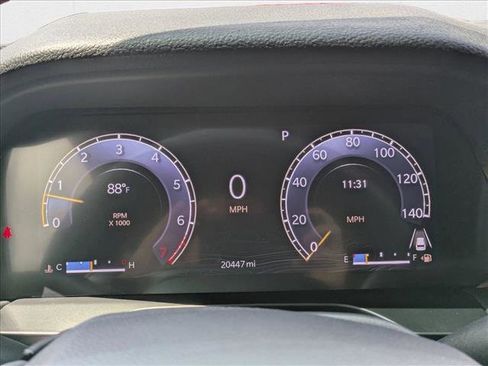 Used 2024 Jeep Grand Cherokee Altitude image 10