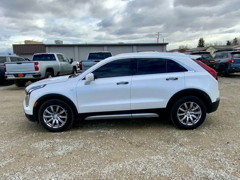 Used 2021 Cadillac XT4 Premium Luxury w/ Enhanced Visibility Package image 2