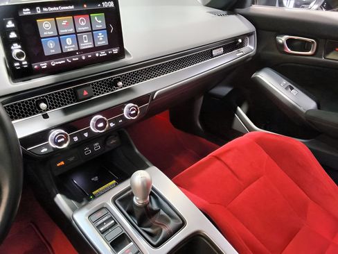 Used 2024 Honda Civic Type R image 25