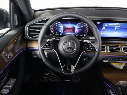 New 2026 Mercedes-Benz GLE 350 4MATIC image 3