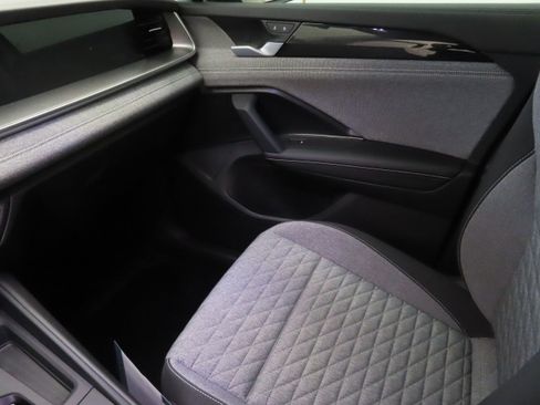 New 2026 Volkswagen Tiguan S FWD image 19