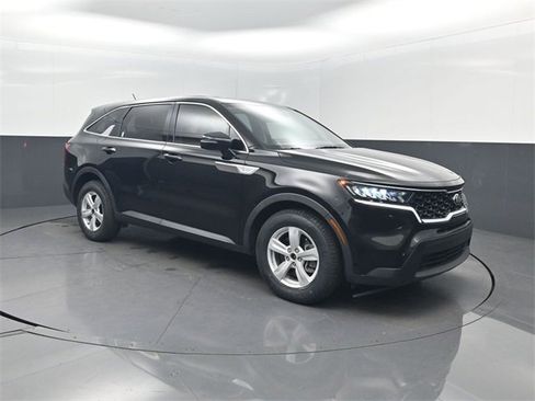 Used 2021 Kia Sorento LX image 35