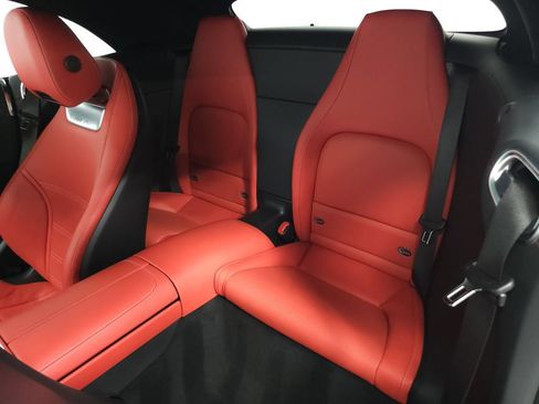 Used 2022 Mercedes-Benz SL 55 AMG 4MATIC w/ Driver Assistance Package image 30