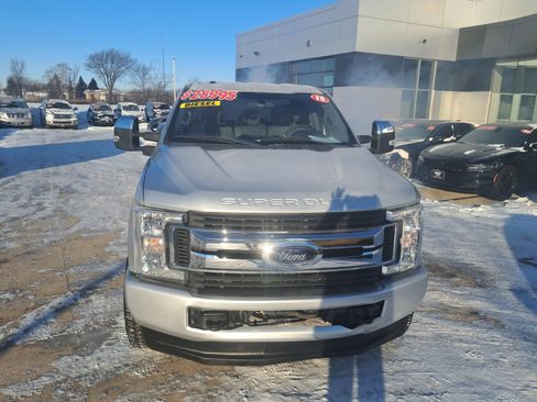 Used 2018 Ford F250 XLT w/ FX4 Off-Road Package image 9