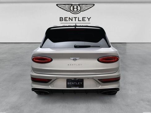 Used 2021 Bentley Bentayga Speed AWD/4WD image 12