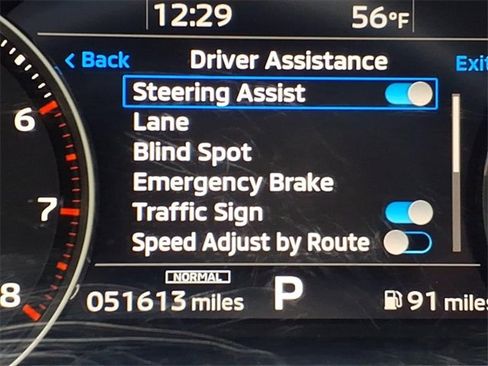 Used 2024 Mitsubishi Outlander SE image 8