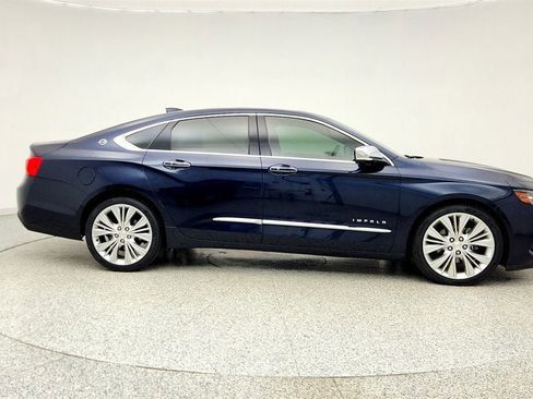 Used 2016 Chevrolet Impala LTZ w/ Enhanced Convenience Package image 4