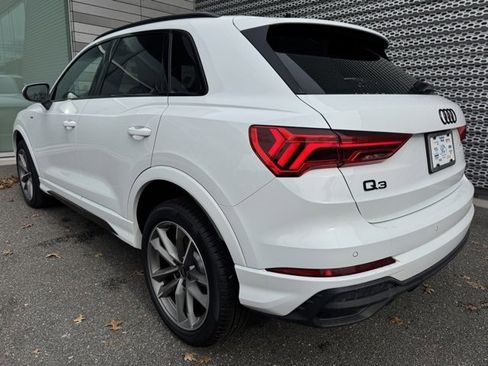 New 2025 Audi Q3 2.0T Premium image 3