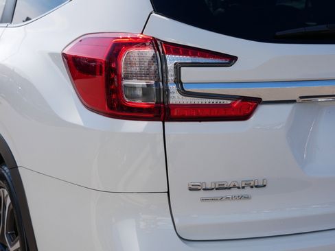 Used 2023 Subaru Ascent Limited w/ Technology Package AWD/4WD image 17