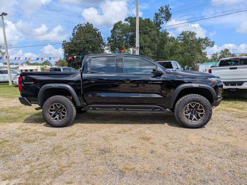 Used 2026 Chevrolet Colorado ZR2 AWD/4WD image 3