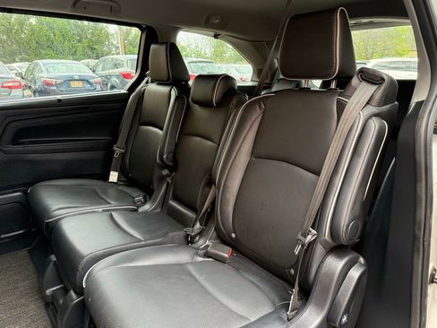 Used 2022 Honda Odyssey Elite image 16