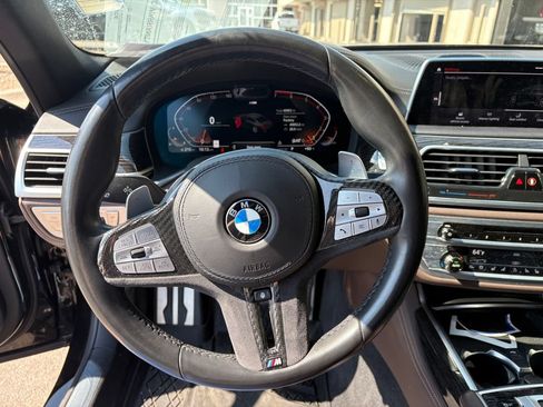 Used 2020 BMW 750i xDrive AWD/4WD image 19