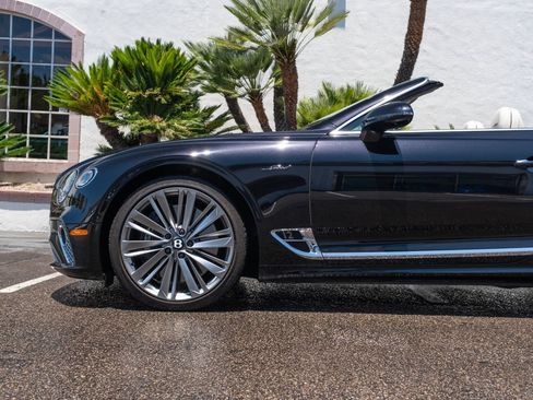 Used 2023 Bentley Continental GT Speed AWD/4WD image 22