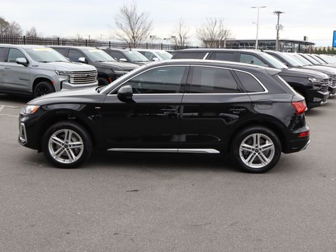 Used 2024 Audi Q5 e Premium image 7