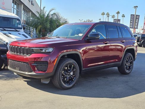 New 2025 Jeep Grand Cherokee Altitude X image 3
