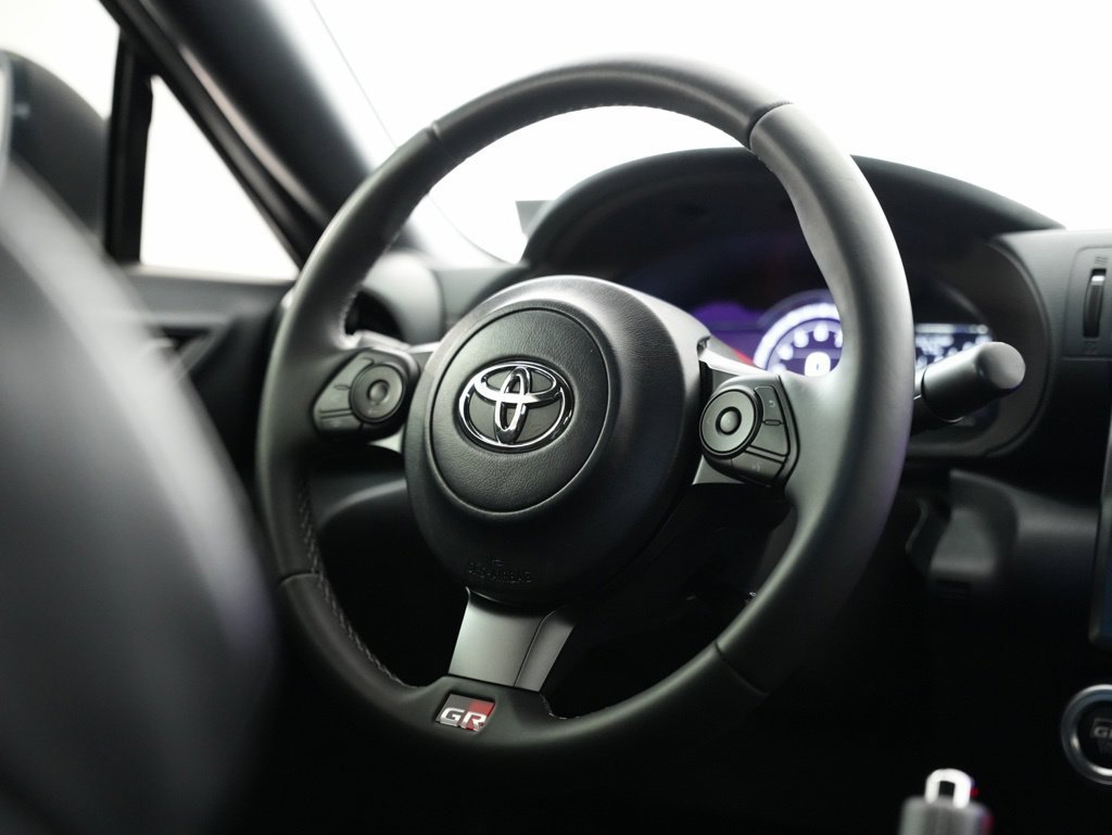 Used 2023 Toyota GR86 Premium w/ ALL Weather Mat Package (TMS) RWD image 10