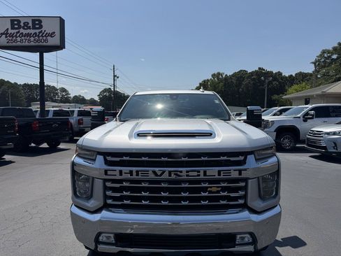 Used 2020 Chevrolet Silverado 2500 LTZ AWD/4WD image 2
