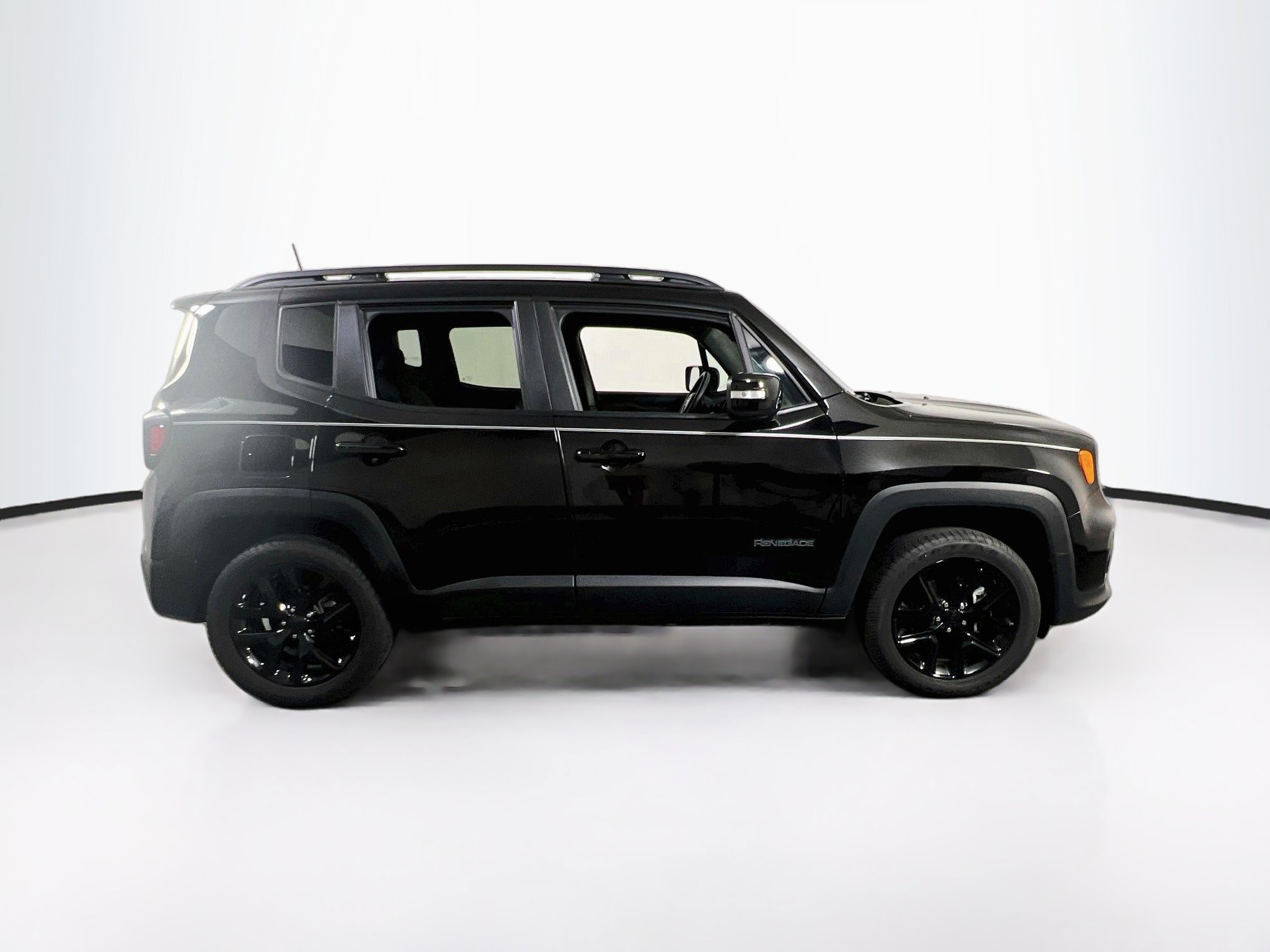 Used 2022 Jeep Renegade Altitude w/ Convenience Group AWD/4WD image 4