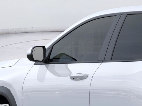 New 2027 Chevrolet Equinox LT w/ Safety and Technology Package FWD image 12