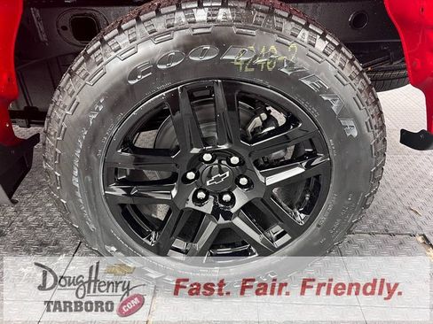 New 2026 Chevrolet Silverado 1500 Custom w/ Turbomax Blackout Package image 25