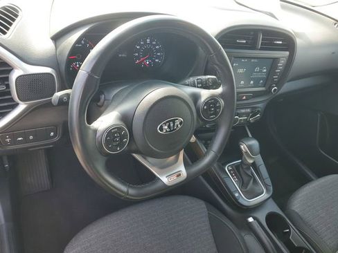 Certified 2020 Kia Soul GT-Line FWD image 16