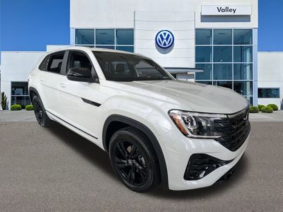 New 2026 Volkswagen Atlas Cross Sport SEL R-Line