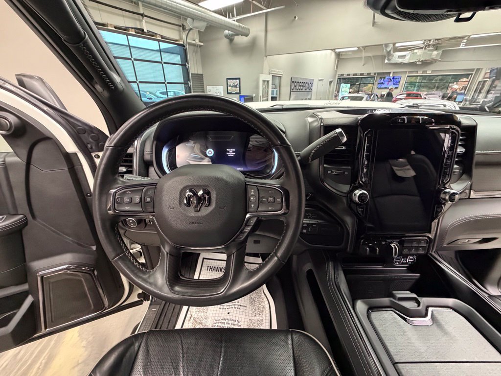 Used 2024 RAM 2500 Limited AWD/4WD image 11