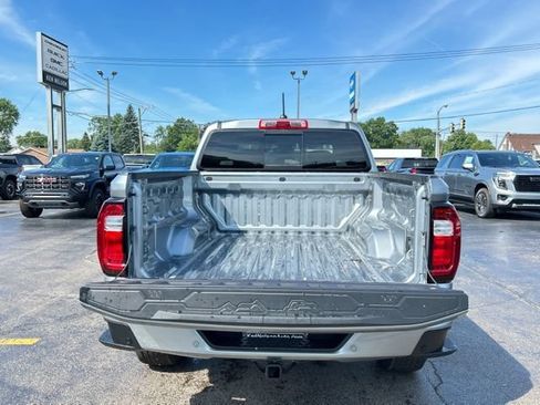 New 2026 GMC Canyon Elevation w/ Convenience Package RWD image 9
