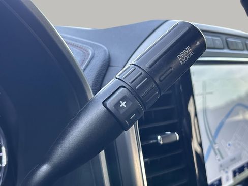 Used 2022 Ford F450 Platinum w/ FX4 Off-Road Package image 27