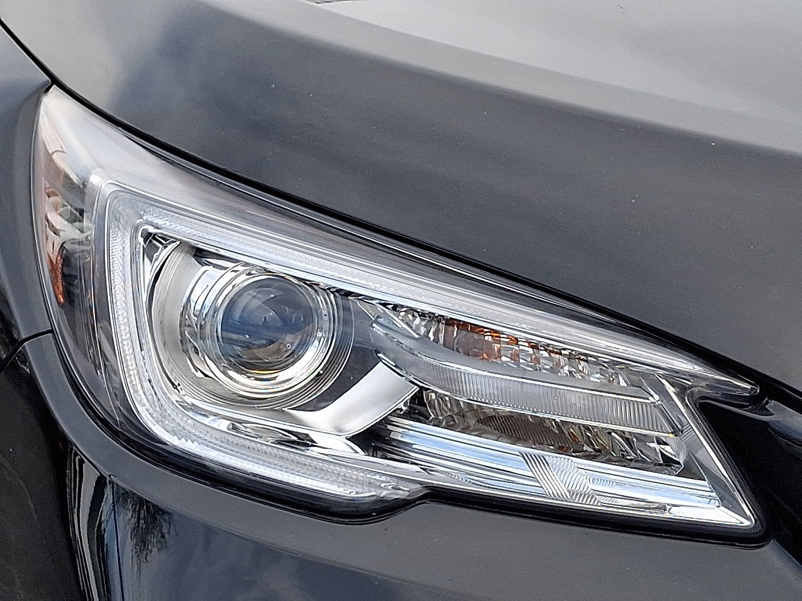 Used 2022 Subaru Ascent Limited AWD/4WD image 9