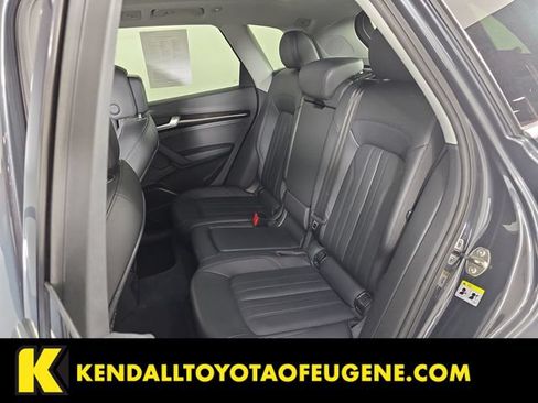 Used 2018 Audi Q5 2.0T Premium Plus w/ Premium Plus Package AWD/4WD image 18