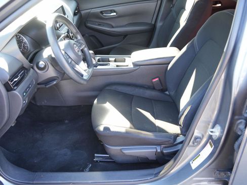 Used 2020 Nissan Sentra S image 12