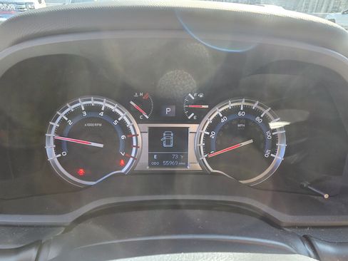 Used 2016 Toyota 4Runner Limited image 16