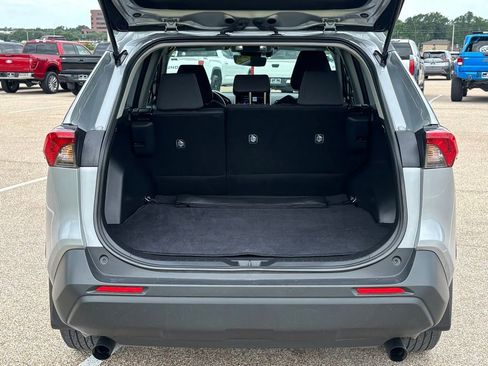 Used 2025 Toyota RAV4 XLE w/ Weather Package AWD/4WD image 7