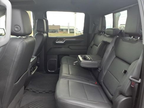 Used 2023 Chevrolet Silverado 1500 LT Trail Boss w/ LT Trail Boss Premium Package image 29