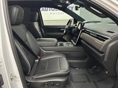 Used 2025 GMC Sierra EV Denali AWD/4WD image 20