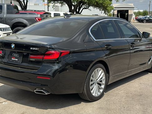 Used 2023 BMW 530i w/ Convenience Package RWD image 7