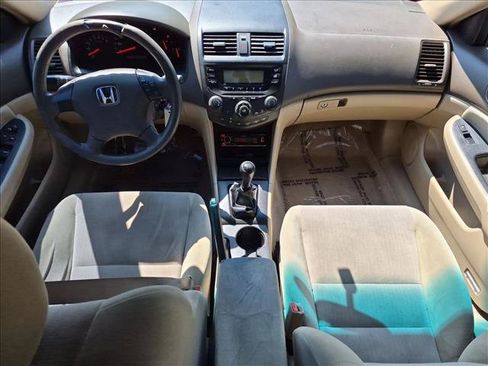 Used 2004 Honda Accord LX image 16