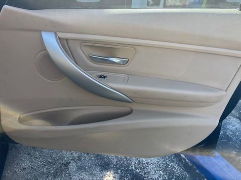 Used 2016 BMW 320i Sedan RWD image 47