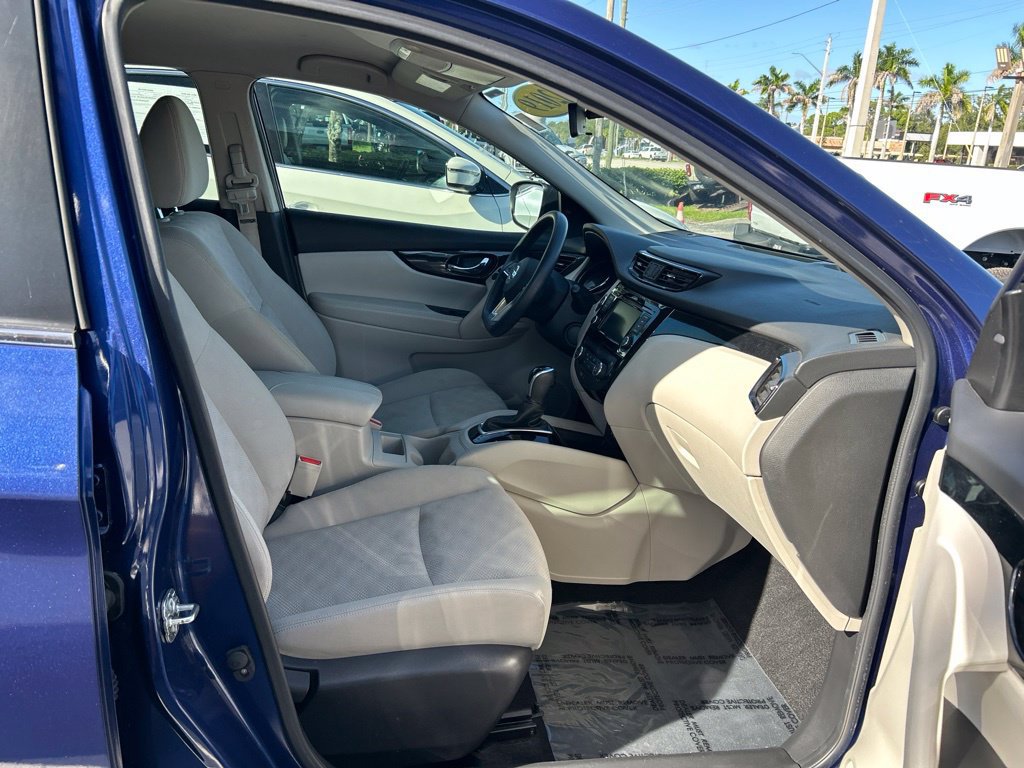 Used 2019 Nissan Rogue Sport SV FWD image 40