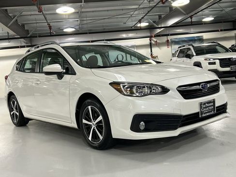 Used 2023 Subaru Impreza Premium image 1