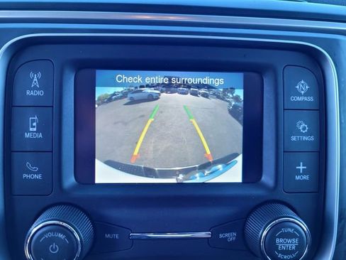 Used 2022 RAM 1500 Classic SLT RWD image 15