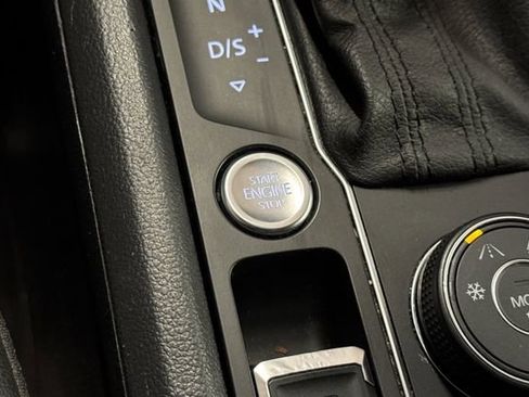 Used 2018 Volkswagen Atlas SEL image 27