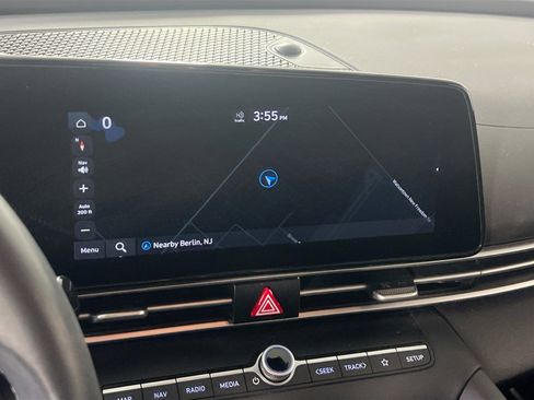 Used 2023 Hyundai Elantra SEL w/ Convenience Package image 13