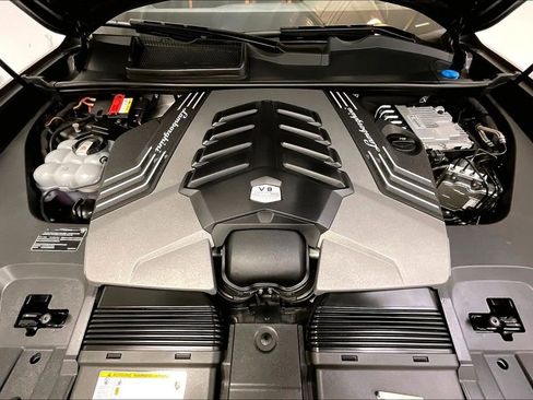 Used 2022 Lamborghini Urus image 15
