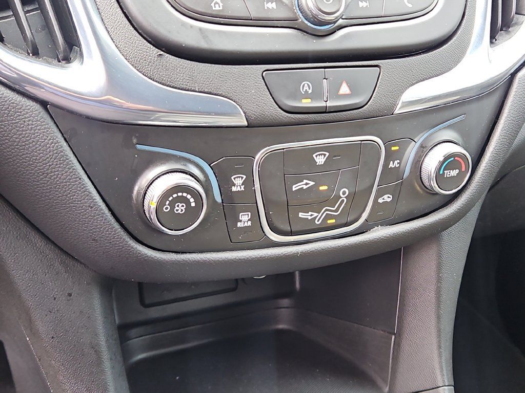 Used 2023 Chevrolet Equinox LT FWD image 32