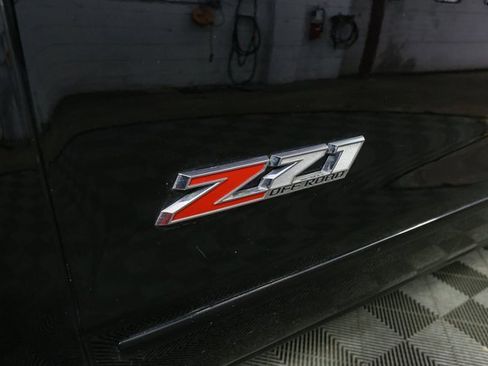 Used 2019 Chevrolet Silverado 1500 LT w/ All Star Edition image 7