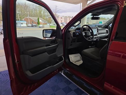 Used 2022 Ford F150 XLT w/ Equipment Group 302A High AWD/4WD image 14